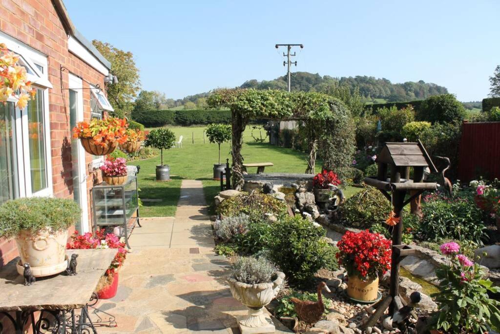 The Garden Room Westcott Westcott  Bagian luar foto